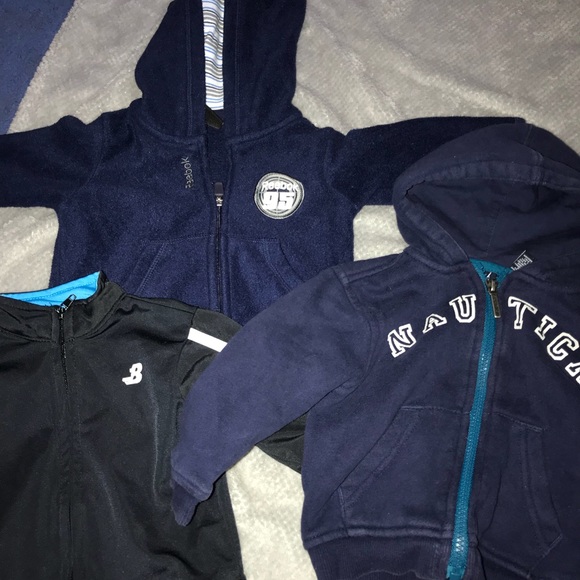 Lot of jackets - Picture 1 of 3